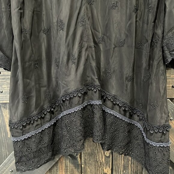 Johnny Was Bohemian Lace Tunic Dress Size L Black Oversized Relaxed Boho Rayon - Picture 2 of 12